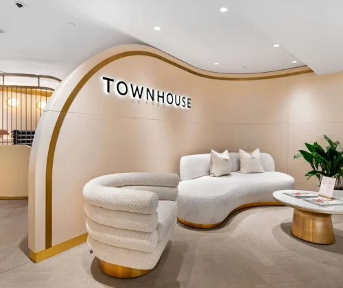 Mua nội thất cho tiệm nail ở Mỹ