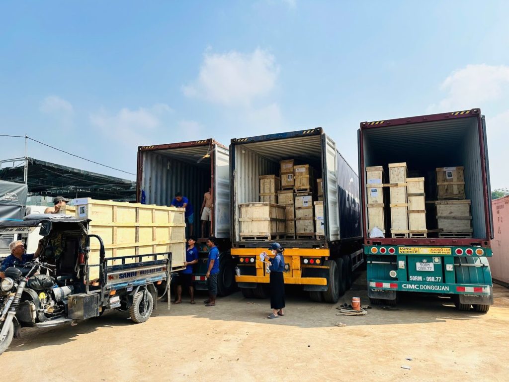 vận chuyển nội thất nail sang Mỹ