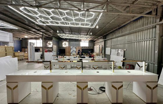 Chi Phí Đầu Tư Nội Thất Tiệm Nail Tại Mỹ: Phân Tích Chi Tiết Từng Khoản Mục